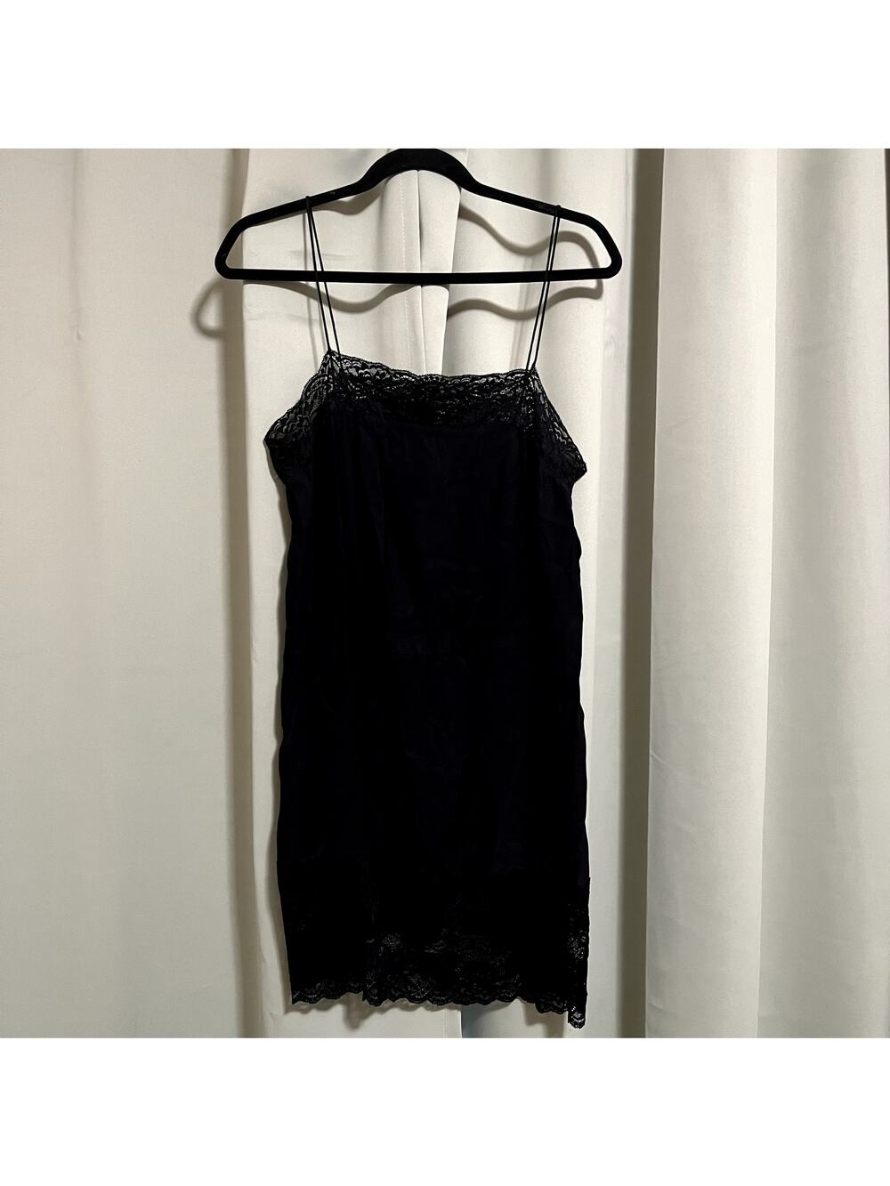 Banana Republic Vintage (90s/y2k) 100% Silk Black Lace Trim Slip Dress